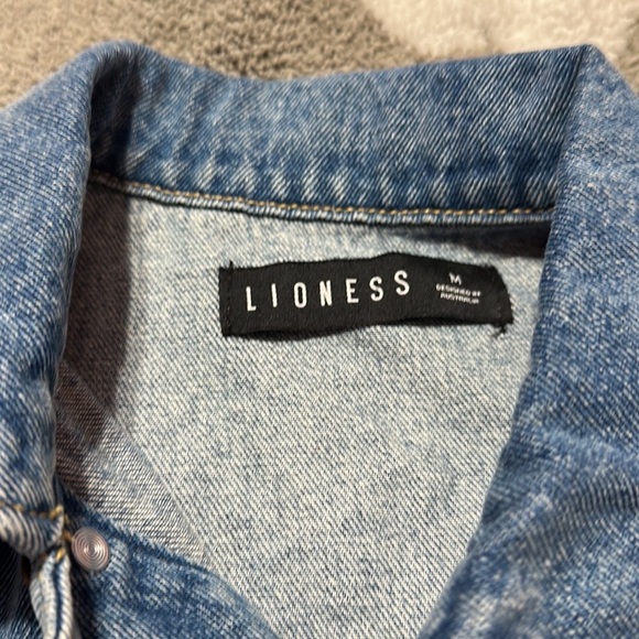 Lioness /Size: Medium / Brand New , Never Worn before. - Picture 4 of 4